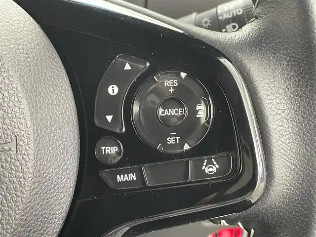ホンダ Ｎ ＢＯＸ カスタム L ターボ 大分県 2022(令4)年 4.2万km プラチナホワイトパール 無限エアロ/ホンダセンシング搭載/・衝突軽減ブレーキ（CMBS）/・誤発進抑制機能/・歩行者事故低減ステアリング/・路外逸脱抑制機能/・ACC（渋滞追従機能付き）/・車線維持支援システム（LAKS）/・先行車発進お知らせ機能/・標識認識機能/・後方誤発進抑制機能/・オートハイビーム/純正8型ナビ　型式：VXU-227NBi/・フルセグTV、DVD再生可、BT対応、USB/・AppleCarPlay、AM/FM/ステアリングスイッチ/バックカメラ/ナビ連動ドライブレコーダー/ETC/ハーフレザーシート/・前席シートヒーター/アイドリングストップ/横滑り防止装置/電動格納ミラー/純正フロアマット/オートライト/LEDヘッドライト/シーケンシャルウインカー/LEDフォグ/純正15インチアルミホイール/純正エンジンスターター