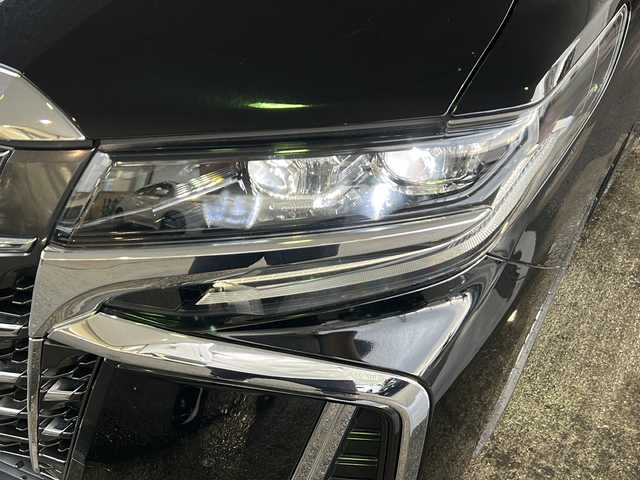 トヨタ アルファード S Cパッケージ 京都府 2019(令1)年 8.7万km ブラック 純正ＳＤナビ　/NSZN-Z68T/フルセグＴＶ　/Bluetooth/CD/DVD再生機能有/USB/禁煙車　/トヨタセーフティセンスＰ　/プリクラッシュセーフティシステム（ＰＣＳ）/レーンディパーチャーアラート（ＬＤＡ）/オートマチックハイビーム（ＡＨＢ）/レーダークルーズコントロール）/純正12.1インチ後席フリップダウンモニター　/両側パワースライドドア　/バックカメラ　/前後コーナーセンサー　/ＬＥＤライト　/前席＋2列目パワーシート/スマートキー　/前席シートヒーター/純正ドライブレコーダー/純正AW18インチ/ウインカーミラー/アイドリングストップ/純正ビルトインETC/ハンドルヒーター/シートメモリー機能/ルーフイルミネーション/盗難防止装置/Wエアバッグ
