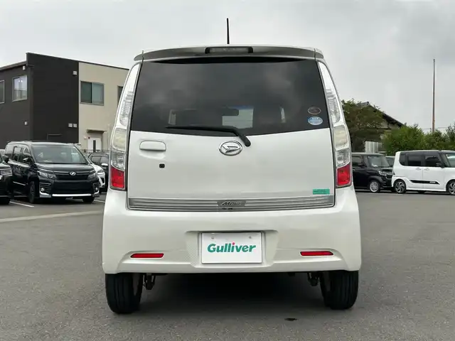 ダイハツ ムーヴ カスタム RS 静岡県 2017(平29)年 7万km パールホワイトⅢ ＨＩＤヘッドライト/スマートキー/プッシュスタート/純正フロアマット/オートライト/ＣＤチェンジャー/ベンチシート/アルミホイール/ダブルエアバック/オートエアコン/ＡＢＳ/パワーステアリング/パワーウインドウ