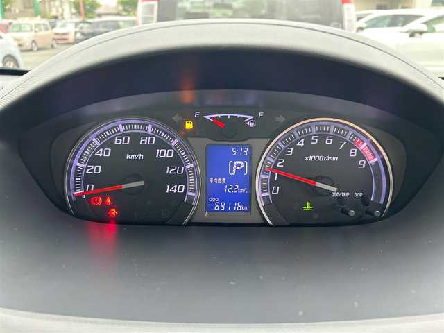 ダイハツ ムーヴ カスタム RS 静岡県 2017(平29)年 7万km パールホワイトⅢ ＨＩＤヘッドライト/スマートキー/プッシュスタート/純正フロアマット/オートライト/ＣＤチェンジャー/ベンチシート/アルミホイール/ダブルエアバック/オートエアコン/ＡＢＳ/パワーステアリング/パワーウインドウ