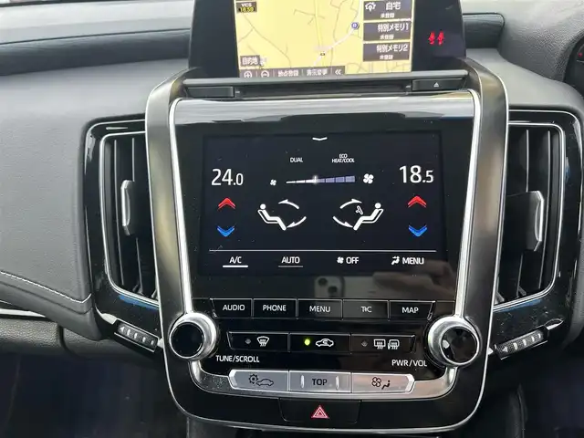 トヨタ クラウン ハイブリッド RS 神奈川県 2019(令1)年 6.5万km ホワイトパールクリスタルシャイン 純正メモリナビ/前後ドライブレコーダー/ETC２．０/トヨタセーフティシステム/バックカメラ/フォグライト/パドルシフト/ウィンカーミラー/クルーズコントロール/プッシュスタート/ステアリングスイッチ/全席パワーシート/スペアキー/LEDヘッドライト/スマートキー