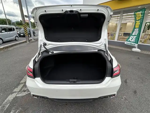 トヨタ クラウン ハイブリッド RS 神奈川県 2019(令1)年 6.5万km ホワイトパールクリスタルシャイン 純正メモリナビ/前後ドライブレコーダー/ETC２．０/トヨタセーフティシステム/バックカメラ/フォグライト/パドルシフト/ウィンカーミラー/クルーズコントロール/プッシュスタート/ステアリングスイッチ/全席パワーシート/スペアキー/LEDヘッドライト/スマートキー