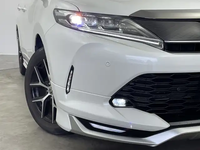 トヨタ ハリアー プレミアム スタイルノアール 新潟県 2020(令2)年 3.7万km ホワイトパールクリスタルシャイン カロッツェリアメモリナビ【AVIC-CQ910】/　フルセグTV/Bluetooth/CD/DVD/USB/モデリスタエアロ/レーダークルーズコントロール/衝突被害軽減ブレーキ/レーンキープアシスト/前後コーナーセンサー/パワーバックドア/D席パワーシート/ハーフレザーシート/バックモニター/ビルトインETC2.0/アイドリングストップ/3眼LEDヘッドライト/オートマチックハイビーム/オートライト/横滑り防止装置/ステアリングスイッチ/禁煙車