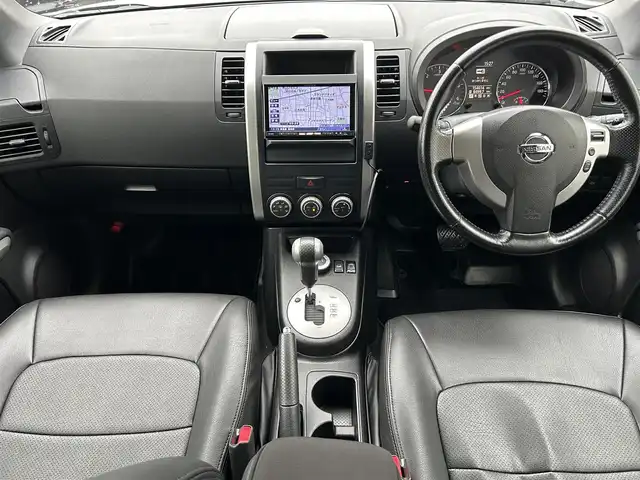 日産 エクストレイル 20GT 群馬県 2012(平24)年 15.5万km ブリリアントホワイトパール 4WD/カロッツェリアナビ/CD・DVD・BT・フルセグ/バックカメラ/ドライブレコーダー/ビルトインETC/クルーズコントロール/レザー調シートカバー/ホワイトレタータイヤ/TVキット/純正フロアマット/スマートキー×2/純正AWのみ積込