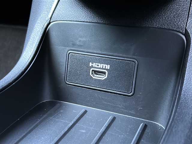 日産 ノート X FOUR 秋田県 2023(令5)年 6.5万km ブリリアントシルバー 純正ディスプレイオーディオ/ナビ機能付き/純正BT、TV/AppleCarPlay/AndroidAuto/前後コーナーセンサー/４WD/スペアキー/保証書、取説