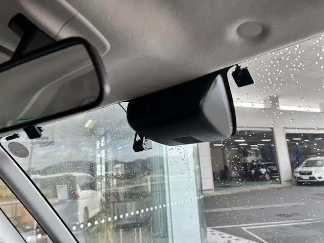 トヨタ タンク カスタムG 京都府 2019(平31)年 3万km パールホワイトⅢ スマートアシスト3/・衝突回避支援ブレーキ機能/・衝突警報機能/・車線逸脱警報機能/・誤発進抑制制御機能/・オートハイビーム/イクリプスメモリーナビ、地デジ、Bluetooth/両側パワースライドドア /バックカメラ/クルーズコンロール/ビルトインETC/ステアリングスイッチ/LEDヘッドランプ/記録簿R4、R5、R6、R7有り/スペアキー