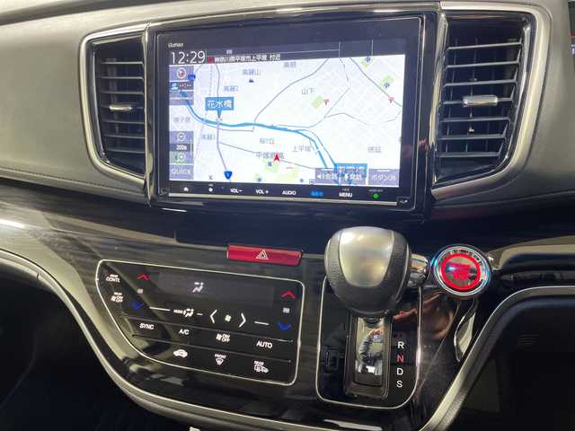 ホンダ オデッセイ アブソルート・EXホンダセンジング 神奈川県 2018(平30)年 6.9万km プラチナホワイトパール ホンダセンシング/純正9インチメモリナビ/マルチビューカメラ/両側パワースライドドア/ドライブレコーダー/ブラインドスポットインフォメーション/スマートパーキングアシストシステム/パーキングセンサーシステム/LEDアクティブコーナリングライト/アダプティブクルーズコントロール/純正17インチAW/ハーフレザーシート/シートヒーター/ETC2.0/スマートキー/衝突被害軽減システム/車線逸脱警報/横滑り防止装置/アイドリングストップ/LEDヘッドライト/フォグランプ/オートライト/ウィンカーミラー/電動格納ミラー/シートリフター/プッシュスタート/フロアマット