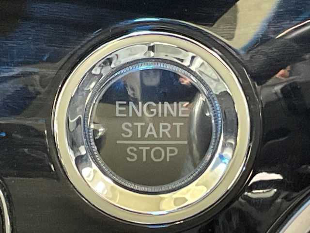 ホンダ オデッセイ アブソルート・EXホンダセンジング 神奈川県 2018(平30)年 6.9万km プラチナホワイトパール ホンダセンシング/純正9インチメモリナビ/マルチビューカメラ/両側パワースライドドア/ドライブレコーダー/ブラインドスポットインフォメーション/スマートパーキングアシストシステム/パーキングセンサーシステム/LEDアクティブコーナリングライト/アダプティブクルーズコントロール/純正17インチAW/ハーフレザーシート/シートヒーター/ETC2.0/スマートキー/衝突被害軽減システム/車線逸脱警報/横滑り防止装置/アイドリングストップ/LEDヘッドライト/フォグランプ/オートライト/ウィンカーミラー/電動格納ミラー/シートリフター/プッシュスタート/フロアマット