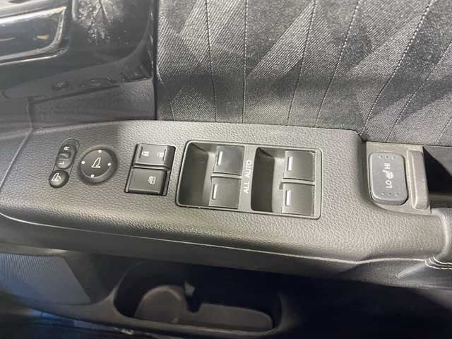 ホンダ オデッセイ アブソルート・EXホンダセンジング 神奈川県 2018(平30)年 6.9万km プラチナホワイトパール ホンダセンシング/純正9インチメモリナビ/マルチビューカメラ/両側パワースライドドア/ドライブレコーダー/ブラインドスポットインフォメーション/スマートパーキングアシストシステム/パーキングセンサーシステム/LEDアクティブコーナリングライト/アダプティブクルーズコントロール/純正17インチAW/ハーフレザーシート/シートヒーター/ETC2.0/スマートキー/衝突被害軽減システム/車線逸脱警報/横滑り防止装置/アイドリングストップ/LEDヘッドライト/フォグランプ/オートライト/ウィンカーミラー/電動格納ミラー/シートリフター/プッシュスタート/フロアマット