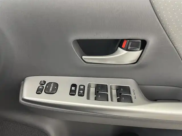 トヨタ プリウス α S ツーリングセレクション 熊本県 2013(平25)年 11.6万km ホワイトパールクリスタルシャイン モデリスタエアロ/純正HDDナビ/・フルセグTV/CD/DVD/BT/・バックカメラ/純正フリップダウンモニター/クルーズコントロール/ハーフレザー調シートカバー/ビルトインETC/ステアリングリモコン/オートライト/LEDヘッドライト/スマートキー/スペアキー/プッシュスタート/純正フロアマット/純正17インチアルミホイール