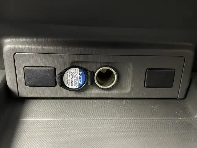 トヨタ プリウス α S ツーリングセレクション 熊本県 2013(平25)年 11.6万km ホワイトパールクリスタルシャイン モデリスタエアロ/純正HDDナビ/・フルセグTV/CD/DVD/BT/・バックカメラ/純正フリップダウンモニター/クルーズコントロール/ハーフレザー調シートカバー/ビルトインETC/ステアリングリモコン/オートライト/LEDヘッドライト/スマートキー/スペアキー/プッシュスタート/純正フロアマット/純正17インチアルミホイール