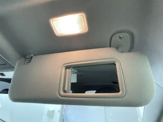 トヨタ プリウス α S ツーリングセレクション 熊本県 2013(平25)年 11.6万km ホワイトパールクリスタルシャイン モデリスタエアロ/純正HDDナビ/・フルセグTV/CD/DVD/BT/・バックカメラ/純正フリップダウンモニター/クルーズコントロール/ハーフレザー調シートカバー/ビルトインETC/ステアリングリモコン/オートライト/LEDヘッドライト/スマートキー/スペアキー/プッシュスタート/純正フロアマット/純正17インチアルミホイール