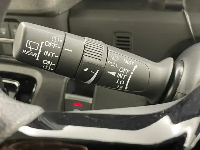 ホンダ Ｎ ＢＯＸ カスタム 大分県 2024(令6)年 0.8万km クリスタルブラックパール 社外ナビ/Bluetooth/HDMI/DVD/バックカメラ/片側パワースライドドア/ホンダセンシング/コーナーセンサー/レーダークルーズコントロール/シートヒーター/横滑り防止機能/ステアリングスイッチ/オートLEDライト/オートマチックハイビーム/社外フロアマット