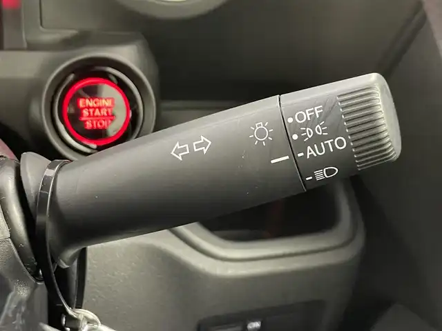 ホンダ Ｎ ＢＯＸ カスタム 大分県 2024(令6)年 0.8万km クリスタルブラックパール 社外ナビ/Bluetooth/HDMI/DVD/バックカメラ/片側パワースライドドア/ホンダセンシング/コーナーセンサー/レーダークルーズコントロール/シートヒーター/横滑り防止機能/ステアリングスイッチ/オートLEDライト/オートマチックハイビーム/社外フロアマット