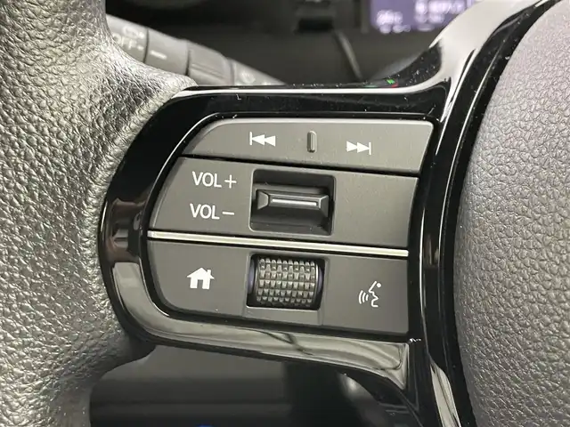 ホンダ Ｎ ＢＯＸ カスタム 大分県 2024(令6)年 0.8万km クリスタルブラックパール 社外ナビ/Bluetooth/HDMI/DVD/バックカメラ/片側パワースライドドア/ホンダセンシング/コーナーセンサー/レーダークルーズコントロール/シートヒーター/横滑り防止機能/ステアリングスイッチ/オートLEDライト/オートマチックハイビーム/社外フロアマット