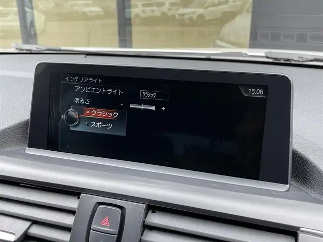 ＢＭＷ １１８ｄ スポーツ 石川県 2017(平29)年 7.3万km 白 コンフォートアクセス/インテリジェントセーフティ/純正ナビ/クルーズコントロール/バックカメラ/Bluetooth/CD/DVD/インナーミラー型ETC/前後ドライブレコーダー（KENWOOD）/車線逸脱警告/衝突軽減ブレーキ/後方クリアランスソナー/LEDヘッドライト/オートライト/スマートキー/プッシュスタート/アイドリングストップ