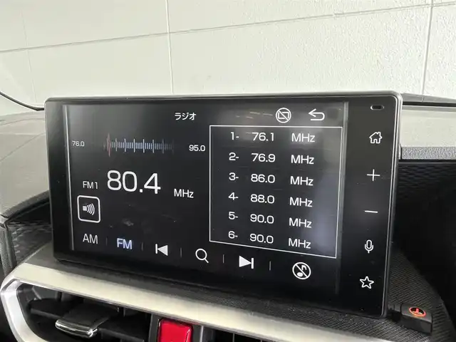 トヨタ ライズ G 山形県 2020(令2)年 5.7万km シャイニングホワイトパール 4WD/純正ディスプレイオーディオ/・フルセグTV/Bluetooth/AppieCarPlay/MTモード付AT/純正16インチAW/シートヒーターD/N席/充電用ソケットUSB/衝突被害軽減ブレーキ/純正LEDヘッドライト/・オートライト/オートマチックハイビーム/コーナーセンサー /アイドリングストップ/横滑り防止装置/ドライブレコーダー /先行車発進お知らせ/スマートキー1本
