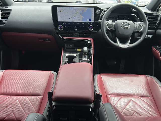 レクサス ＮＸ 350h バージョンL 沖縄県 2023(令5)年 2万km グラファイトブラックガラスフレーク 純正ナビ・TV・Bluetooth/全方位カメラ/ドライブレコーダー/ETC/インテリジェントミラー/置くだけ充電/エアシート・シートヒーター/パワーシート/パワーバックドア/コーナーセンサー/オートライト/衝突軽減システム/レーンキープアシスト/ステアリングスイッチ/ウィンカードアミラー/LEDヘッドライト/オートマチックハイビーム/純正アルミ/クルーズコントロール