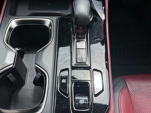レクサス ＮＸ 350h バージョンL 沖縄県 2023(令5)年 2万km グラファイトブラックガラスフレーク 純正ナビ・TV・Bluetooth/全方位カメラ/ドライブレコーダー/ETC/インテリジェントミラー/置くだけ充電/エアシート・シートヒーター/パワーシート/パワーバックドア/コーナーセンサー/オートライト/衝突軽減システム/レーンキープアシスト/ステアリングスイッチ/ウィンカードアミラー/LEDヘッドライト/オートマチックハイビーム/純正アルミ/クルーズコントロール