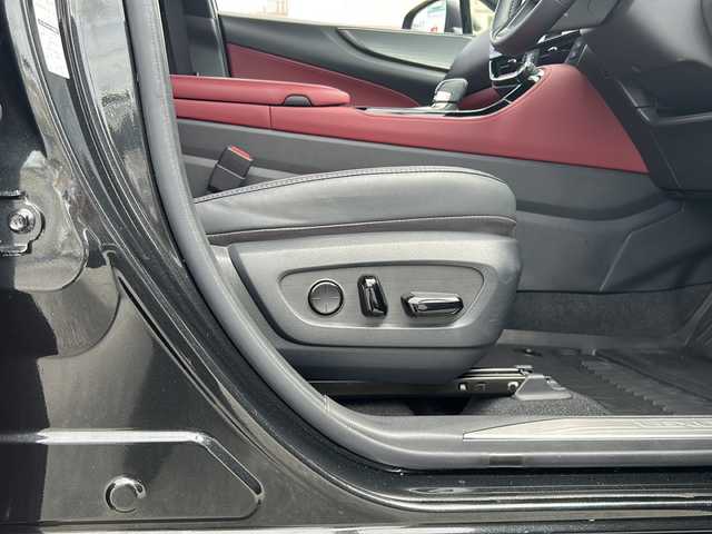 レクサス ＮＸ 350h バージョンL 沖縄県 2023(令5)年 2万km グラファイトブラックガラスフレーク 純正ナビ・TV・Bluetooth/全方位カメラ/ドライブレコーダー/ETC/インテリジェントミラー/置くだけ充電/エアシート・シートヒーター/パワーシート/パワーバックドア/コーナーセンサー/オートライト/衝突軽減システム/レーンキープアシスト/ステアリングスイッチ/ウィンカードアミラー/LEDヘッドライト/オートマチックハイビーム/純正アルミ/クルーズコントロール
