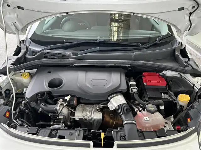 フィアット ５００Ｘ クロス 福島県 2019(令1)年 2.6万km 白 登録時走行距離：25955km/ワンオーナー/純正ディスプレイオーディオ/（AM/FM/BT接続）/レザーシート（茶）/パワーシート（D/Ｎ席）/ETC/レーダークルーズコントロール/パドルシフト/前後ドライブレコーダー/コーナーセンサー/バックカメラ/フォグランプ（前後）/電動パーキング/アイドリングストップ/オートライト/LED/純正AW/純正フロアマット/スペアキー/取扱説明書/保証書