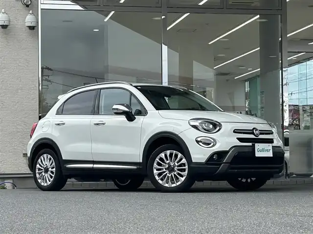 フィアット ５００Ｘ クロス 福島県 2019(令1)年 2.6万km 白 登録時走行距離：25955km/ワンオーナー/純正ディスプレイオーディオ/（AM/FM/BT接続）/レザーシート（茶）/パワーシート（D/Ｎ席）/ETC/レーダークルーズコントロール/パドルシフト/前後ドライブレコーダー/コーナーセンサー/バックカメラ/フォグランプ（前後）/電動パーキング/アイドリングストップ/オートライト/LED/純正AW/純正フロアマット/スペアキー/取扱説明書/保証書