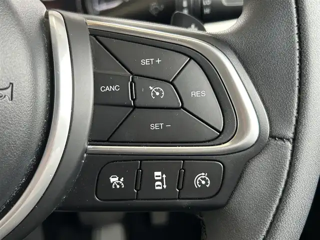 フィアット ５００Ｘ クロス 福島県 2019(令1)年 2.6万km 白 登録時走行距離：25955km/ワンオーナー/純正ディスプレイオーディオ/（AM/FM/BT接続）/レザーシート（茶）/パワーシート（D/Ｎ席）/ETC/レーダークルーズコントロール/パドルシフト/前後ドライブレコーダー/コーナーセンサー/バックカメラ/フォグランプ（前後）/電動パーキング/アイドリングストップ/オートライト/LED/純正AW/純正フロアマット/スペアキー/取扱説明書/保証書
