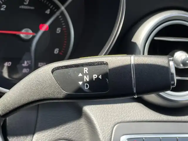 メルセデス・ベンツ Ｃ２２０ｄ ワゴン スポーツ 三重県 2016(平28)年 5万km ダイヤモンドホワイト ACC/レーダーセーフティ/純正ナビ/バックカメラ/フルセグTV/シートヒーター/パワーシート/電動リアゲート/純正18インチアルミホイール/ダイナミックセレクト/キーレスゴー/ETC車載器/ルーフレール/保証書/取扱説明書/スペアキー