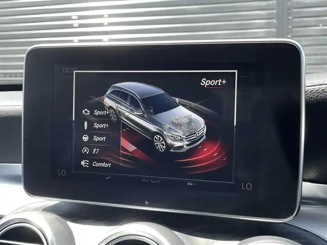 メルセデス・ベンツ Ｃ２２０ｄ ワゴン スポーツ 三重県 2016(平28)年 5万km ダイヤモンドホワイト ACC/レーダーセーフティ/純正ナビ/バックカメラ/フルセグTV/シートヒーター/パワーシート/電動リアゲート/純正18インチアルミホイール/ダイナミックセレクト/キーレスゴー/ETC車載器/ルーフレール/保証書/取扱説明書/スペアキー