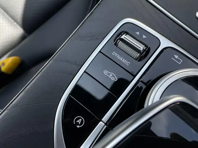 メルセデス・ベンツ Ｃ２２０ｄ ワゴン スポーツ 三重県 2016(平28)年 5万km ダイヤモンドホワイト ACC/レーダーセーフティ/純正ナビ/バックカメラ/フルセグTV/シートヒーター/パワーシート/電動リアゲート/純正18インチアルミホイール/ダイナミックセレクト/キーレスゴー/ETC車載器/ルーフレール/保証書/取扱説明書/スペアキー