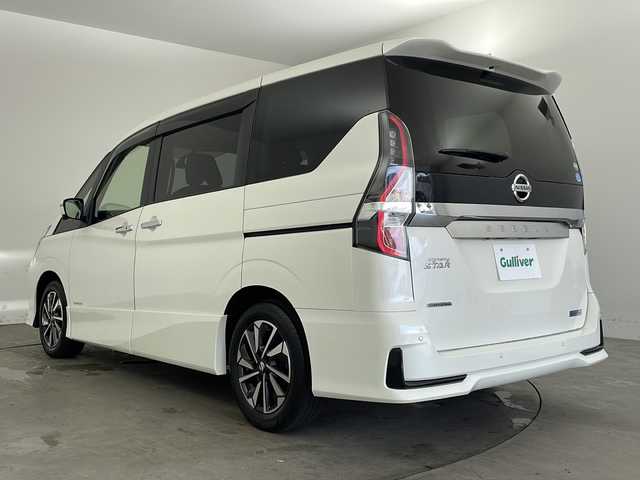 日産 セレナ ハイウェイスター V 兵庫県 2020(令2)年 2.1万km ブリリアントホワイトパール ・純正ナビ&TV&CD&DVD&SD&BT/・全方位カメラ/・両側パワースライドドア/・タッチフリースライドドア/・前後ドライブレコーダー/・プロパイロット/・レーンキープアシスト/・後側方車両検知警報/・後側方衝突防止支援システム/・エマージェンシーブレーキ/・コーナーセンサー/・クロストラフィックアラート/・オートマチックハイビーム/・レーダークルーズコントロール/・アイドリングストップ/・パーキングアシスト/・スマートキー/・LEDヘッドランプ/・LEDフォグランプ/・純正アルミホイール/・取扱説明書/・保証書