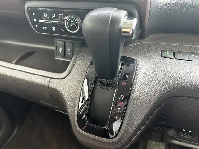 ホンダ Ｎ ＢＯＸ G･L ホンダセンシング カッパーブラウンスタイル 福島県 2019(令1)年 3.5万km パールⅡ 純正ナビ/(ＣＤ／ＤＶＤ／Ｂｌｕｅｔｏｏｔｈ)/フルセグＴＶ/バックカメラ/LEDオートライト/アダプティブクルーズコントロール/レーンキープアシストシステム/衝突軽減システム/両側パワースライドドア/プッシュスタート/前席用i-サイドエアバッグシステム＋サイドカーテンエアバッグシステム(前席/後席対応)