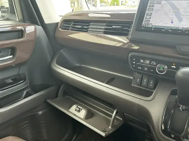 ホンダ Ｎ ＢＯＸ G･L ホンダセンシング カッパーブラウンスタイル 福島県 2019(令1)年 3.5万km パールⅡ 純正ナビ/(ＣＤ／ＤＶＤ／Ｂｌｕｅｔｏｏｔｈ)/フルセグＴＶ/バックカメラ/LEDオートライト/アダプティブクルーズコントロール/レーンキープアシストシステム/衝突軽減システム/両側パワースライドドア/プッシュスタート/前席用i-サイドエアバッグシステム＋サイドカーテンエアバッグシステム(前席/後席対応)
