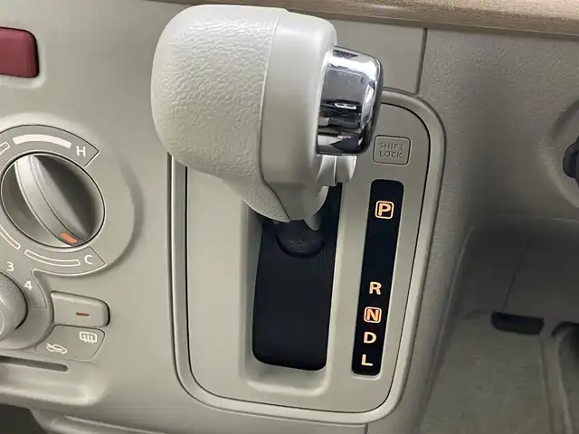 スズキ ラパン S 埼玉県 2015(平27)年 5万km フレンチミントパールメタリック レーダーブレーキサポート/社外SDナビ/(CD/DVD/Bluetooth/音楽録音/フルセグ）/バックカメラ/前後ドライブレコーダー/シートヒーター/アイドリングストップ/オートHIDライト/スマートキー