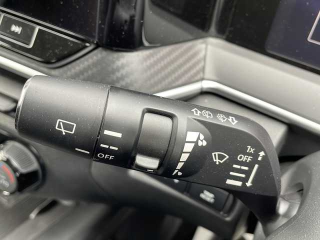 日産 ノート X FOUR 岩手県 2023(令5)年 7万km ブリリアントシルバー NC9型ナビ プロパイロット 全周囲C ETC2.0 デジタルインナーミラー Qiワイヤレス充電 ハンドルヒーター シートヒーター フルセグ HDMI ステアスイッチ オートLEDライト オートブレーキホールド スマートキー ドライブレコーダー