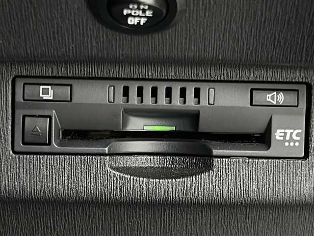 トヨタ プリウス S　マイコーデ 宮城県 2013(平25)年 4.5万km ディープアメジストマイカメタリック 禁煙車/純正7型ナビ/・BT.CD.SD.AUX/ワンセグTV/バックカメラ/100V充電/プッシュスタート/スマートキー×2/ビルトインETC/純正17インチアルミホイール/純正フロアマッド/純正ドアバイザー/純正トノカバー/キセノンヘッドライト/LEDフォグランプ/横滑り防止機能/アイドリングストップ/コーナーポール/合皮レザーシート