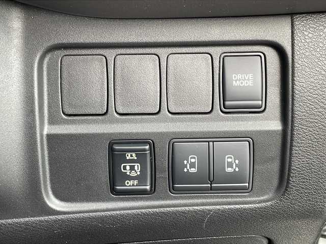 日産 セレナ e－パワー ハイウェイスター V 徳島県 2021(令3)年 6.5万km ブリリアントホワイトパール 純正10型ナビ　MM520D-L/（AM.FM.CD.DVD.BT.USB.フルセグ）/フリップダウンモニター/バックカメラ/ビルトインETC2.0/追従式クルーズコントロール/プロパイロット/両側電動スライドドア/純正15インチアルミホイール/オートブレーキホールド/自動パーキングブレーキ/サンシェード/純正ドアバイザー/ドライブレコーダー/前後コーナーセンサー