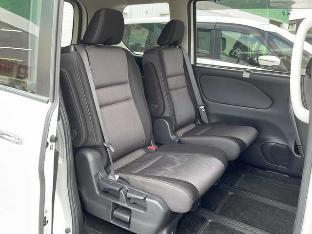 日産 セレナ e－パワー ハイウェイスター V 徳島県 2021(令3)年 6.5万km ブリリアントホワイトパール 純正10型ナビ　MM520D-L/（AM.FM.CD.DVD.BT.USB.フルセグ）/フリップダウンモニター/バックカメラ/ビルトインETC2.0/追従式クルーズコントロール/プロパイロット/両側電動スライドドア/純正15インチアルミホイール/オートブレーキホールド/自動パーキングブレーキ/サンシェード/純正ドアバイザー/ドライブレコーダー/前後コーナーセンサー