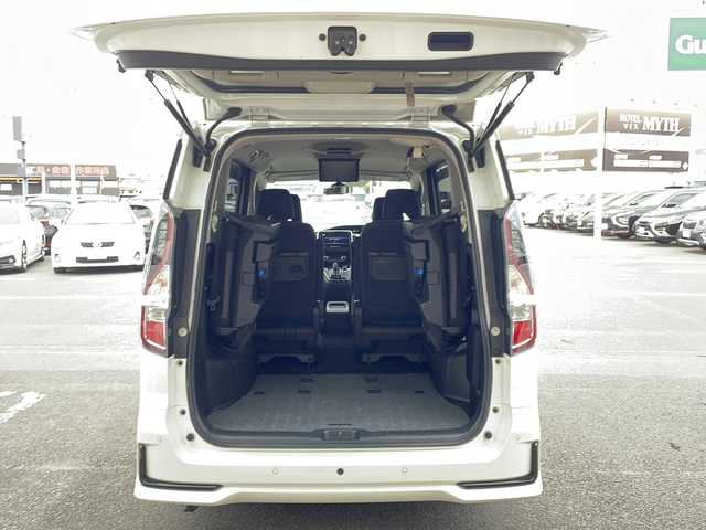 日産 セレナ e－パワー ハイウェイスター V 徳島県 2021(令3)年 6.5万km ブリリアントホワイトパール 純正10型ナビ　MM520D-L/（AM.FM.CD.DVD.BT.USB.フルセグ）/フリップダウンモニター/バックカメラ/ビルトインETC2.0/追従式クルーズコントロール/プロパイロット/両側電動スライドドア/純正15インチアルミホイール/オートブレーキホールド/自動パーキングブレーキ/サンシェード/純正ドアバイザー/ドライブレコーダー/前後コーナーセンサー