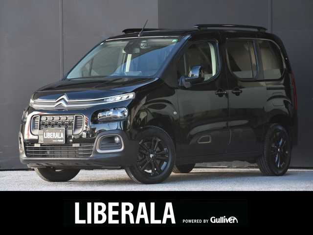シトロエン シトロエン ベルランゴ エディション ノアール 和歌山県 2023(令5)年 1.7万km 黒 特別仕様車 /パノラミックルーフ /ACC /ディスプレイオーディオ /Bカメラ /Apple carPlay /ブラインドスポットアシスト /コーナーセンサー /LEDヘッドライト /ルーフレール /プッシュスタート /前後ドラレコ /ETC