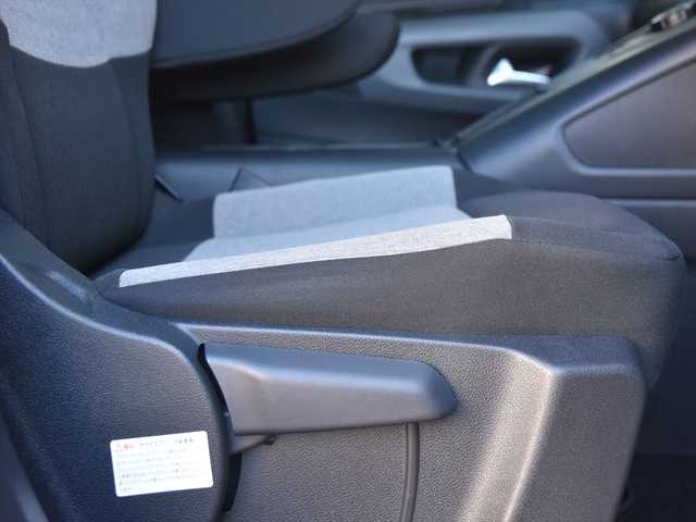 シトロエン シトロエン ベルランゴ エディション ノアール 和歌山県 2023(令5)年 1.7万km 黒 特別仕様車 /パノラミックルーフ /ACC /ディスプレイオーディオ /Bカメラ /Apple carPlay /ブラインドスポットアシスト /コーナーセンサー /LEDヘッドライト /ルーフレール /プッシュスタート /前後ドラレコ /ETC