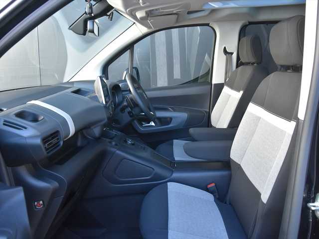 シトロエン シトロエン ベルランゴ エディション ノアール 和歌山県 2023(令5)年 1.7万km 黒 特別仕様車 /パノラミックルーフ /ACC /ディスプレイオーディオ /Bカメラ /Apple carPlay /ブラインドスポットアシスト /コーナーセンサー /LEDヘッドライト /ルーフレール /プッシュスタート /前後ドラレコ /ETC