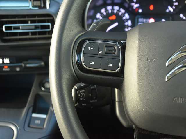 シトロエン シトロエン ベルランゴ エディション ノアール 和歌山県 2023(令5)年 1.7万km 黒 特別仕様車 /パノラミックルーフ /ACC /ディスプレイオーディオ /Bカメラ /Apple carPlay /ブラインドスポットアシスト /コーナーセンサー /LEDヘッドライト /ルーフレール /プッシュスタート /前後ドラレコ /ETC