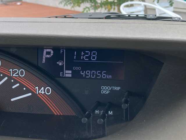 ダイハツ タント X SA Ⅲ 愛媛県 2016(平28)年 4.9万km ブライトシルバーメタリック 純正ナビ（NSZP-W65DE)/・CD DVD フルセグTV Bluetooth USB /バックカメラ /片側パワースライドドア /スマートアシストIII /・衝突軽減ブレーキ/・車線逸脱警報/・誤発進抑制機能（前後）/・先行車発進お知らせ/・オートハイビーム/運転席シートヒーター/ETC /前方ドライブレコーダー /ISOFIX/プッシュスタート/・スマートキー/保証書