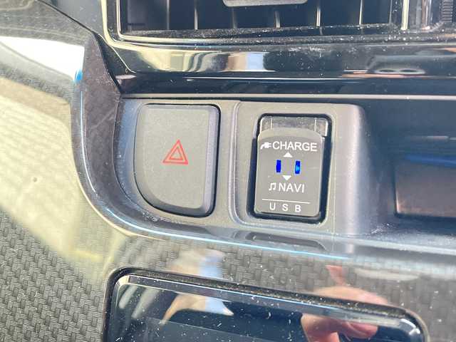 ダイハツ ムーヴ 山口県 2019(令1)年 3.9万km パールホワイトⅢ ワンオーナー/純正７型ナビ（フルセグTV、AM/FM、Bluetooth）/全方位カメラ/LEDオートライト/運転席シートヒーター/純正１４インチアルミホイール/アイドリングストップ/横滑り防止装置/衝突被害軽減ブレーキ/後コーナーセンサー/スペアキー１本