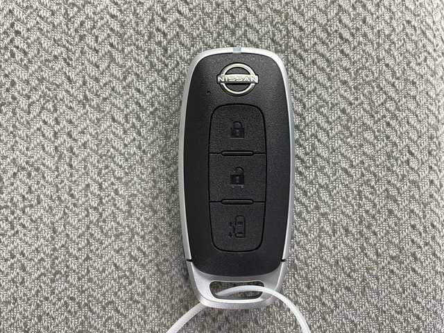 日産 ルークス X 栃木県 2023(令5)年 0.4万km ブラック 純正9型ディスプレイオーディオ/　　Bluetooth/AM/FM/スマホ連携/アラウンドビューモニター/エマージェンシーブレーキ/車線逸脱警報/ふらつき警報/オートハイビーム/コーナーセンサー/片側パワースライドドア/ハンズフリードア/純正フロアマット/オートライト/LEDヘッドライト/スマートキー/プッシュスタート