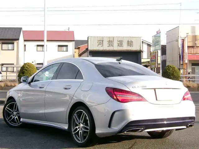 メルセデス・ベンツ ＣＬＡ１８０