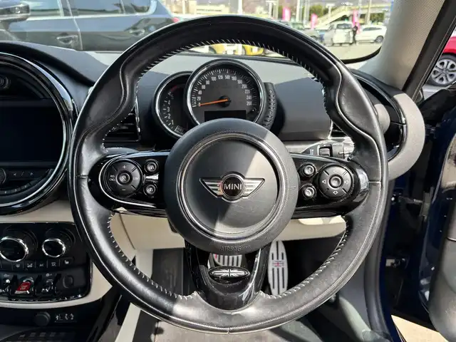 ＭＩＮＩ ミニ クラブマン クーパーSD 長野県 2017(平29)年 7.5万km 青 ＨＤＤナビ　/ＥＴＣ　/バックカメラ　/AM/FM/USB入力端子/クルーズコントロール　/ドライブレコーダー　/ＨＩＤヘッドライト　/オートライト　/オートマチックハイビーム　/パワーシート　/シートヒーター　　/サマータイム車載