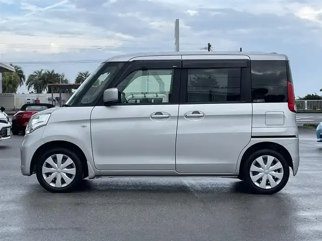 スズキ スペーシア X 宮崎県 2017(平29)年 2.8万km シルキーシルバーメタリック 純正ナビ/（CD/AM/FM/BT/USB)/フルセグTV/バックカメラ/全方位カメラ/ステアリングスイッチ/D席シートヒーター/アイドリングストップ/左側パワースライドドア/衝突防止機能/ヘッドライトレベライザー