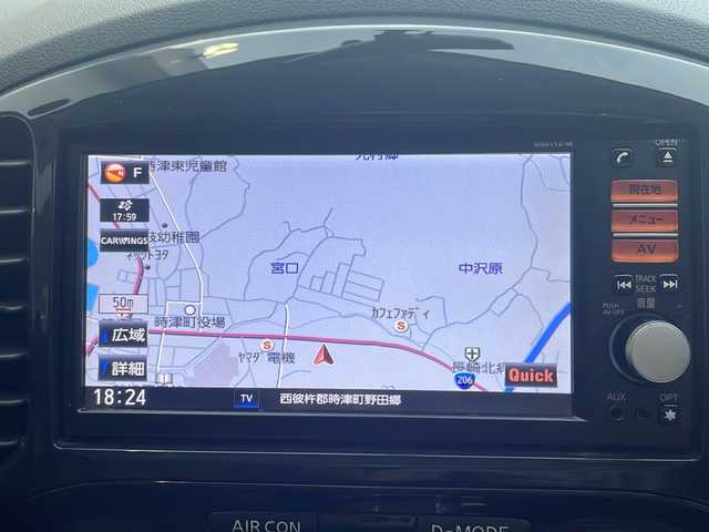日産 ジューク 15RX タイプV 長崎県 2013(平25)年 8.3万km ラディアントレッド 登録時82810km/純正ナビ/AUX/TV/CD/AM.FM/ETC/バックカメラ/電動格納ミラー/オートヘッドライト/プッシュスタート/スマートキー/全席シートカバー
